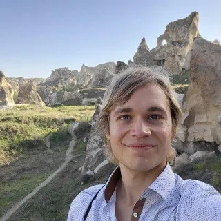 Erik S.